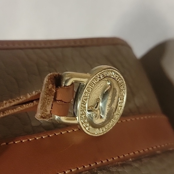 Vintage Dooney & Bourke Taupe Pebbled Leather Satchel / Shoulderbag / Purse - Picture 10 of 14